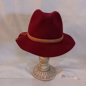 Anna and Ava wool hat